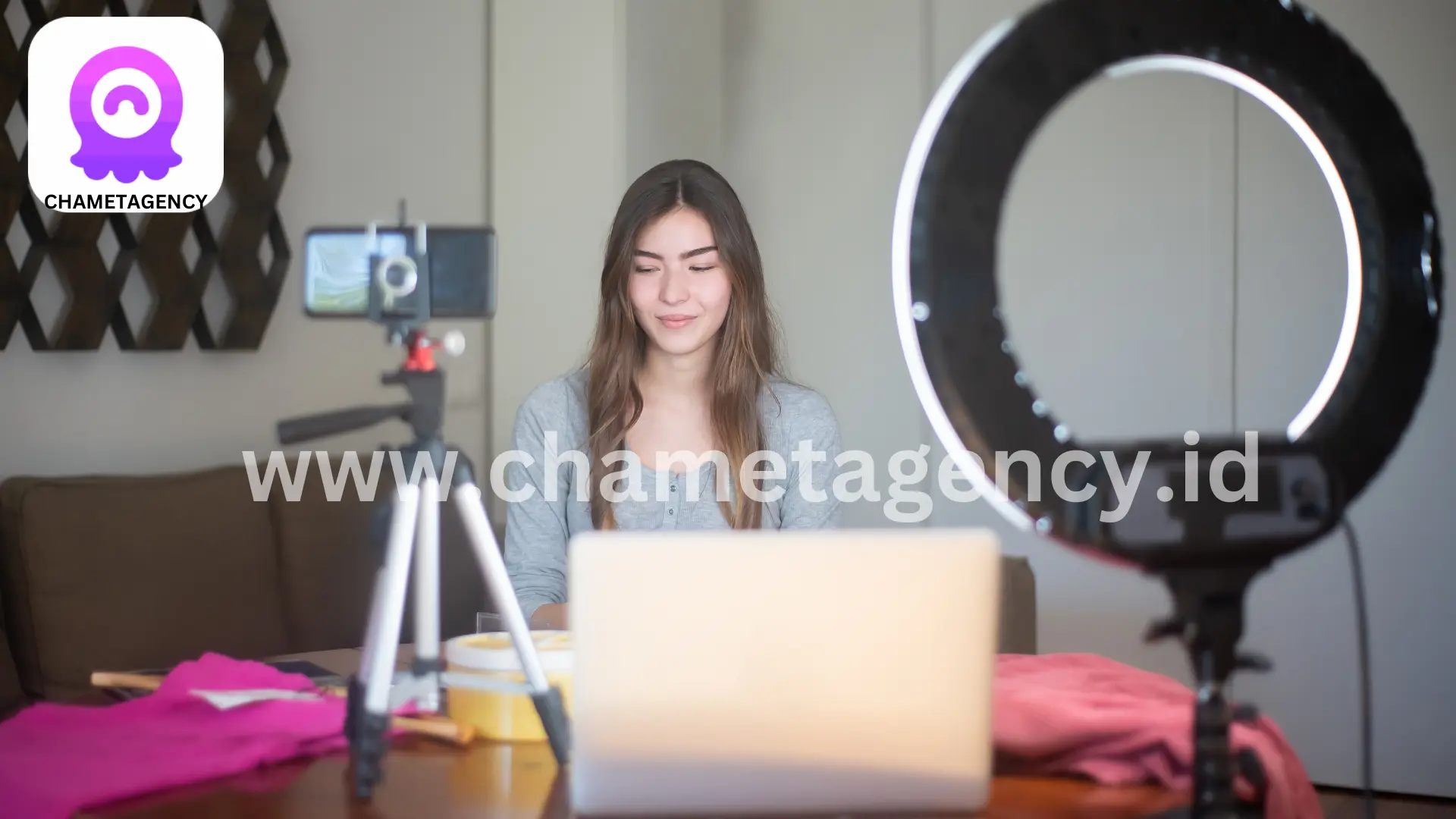 Smartphone showcasing Chamet Agency registration interface